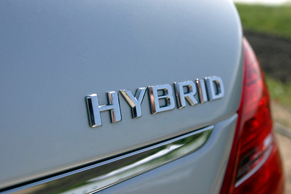 How Do Hybrid Cars Work and Is Their Maintenance Different? | Gil's Garage of Half Moon